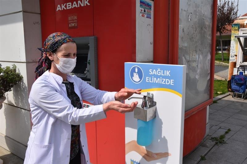 SİLİVRİ BELEDİYESİ’NDEN MAHALLE MEYDANLARINA DEZENFEKTAN ÜNİTESİ